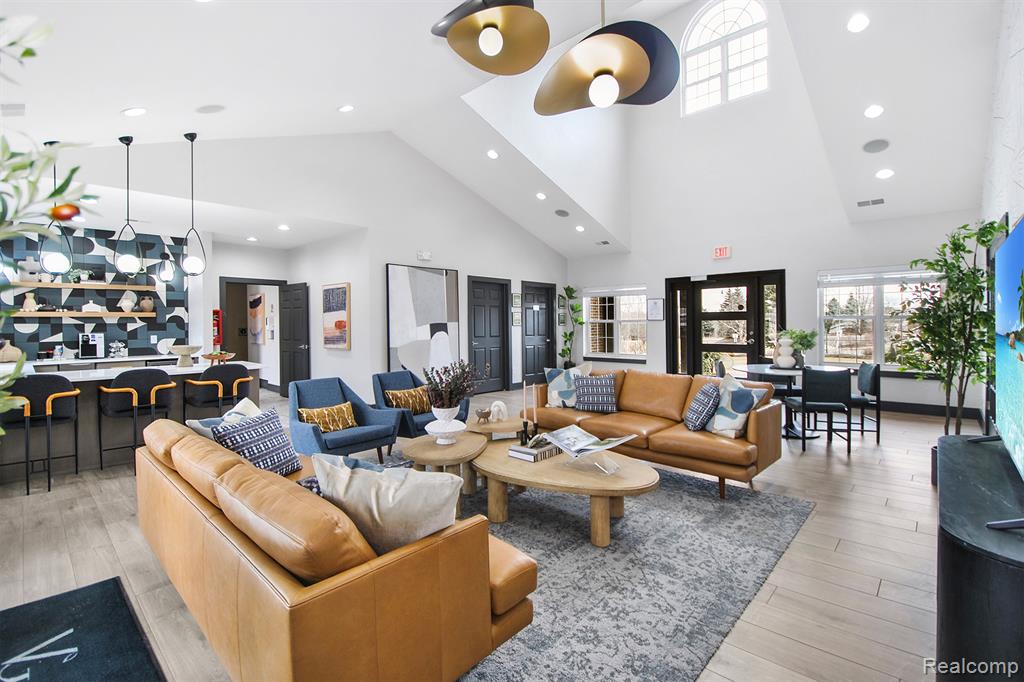 property viewer photo 62