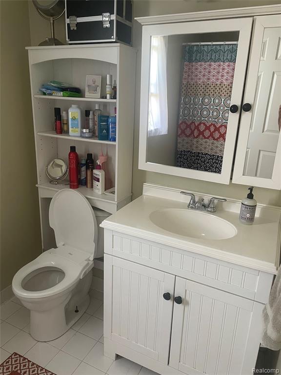 main property photo 50