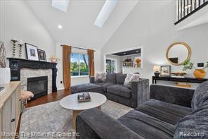 property viewer photo 6