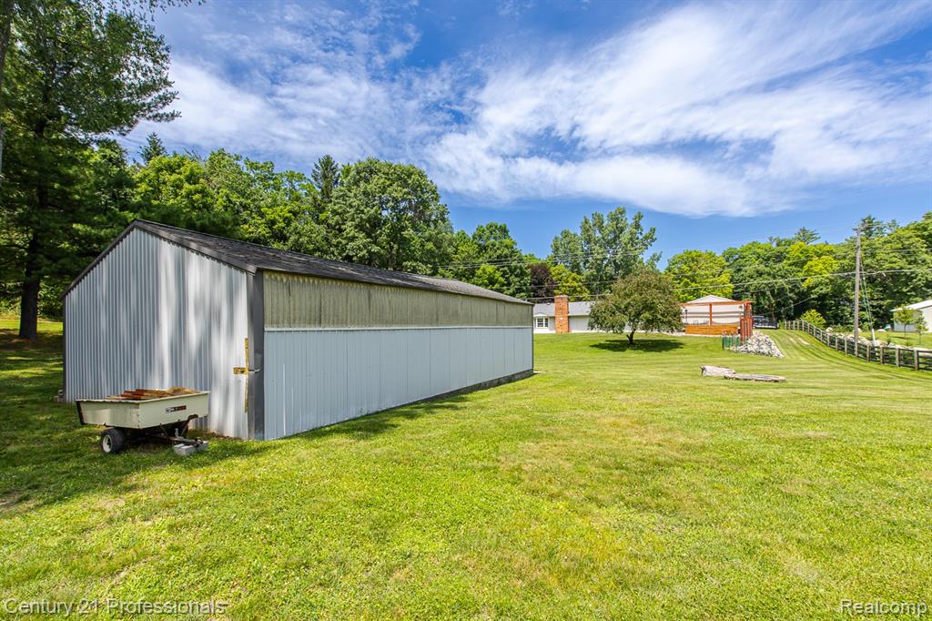 main property photo 47