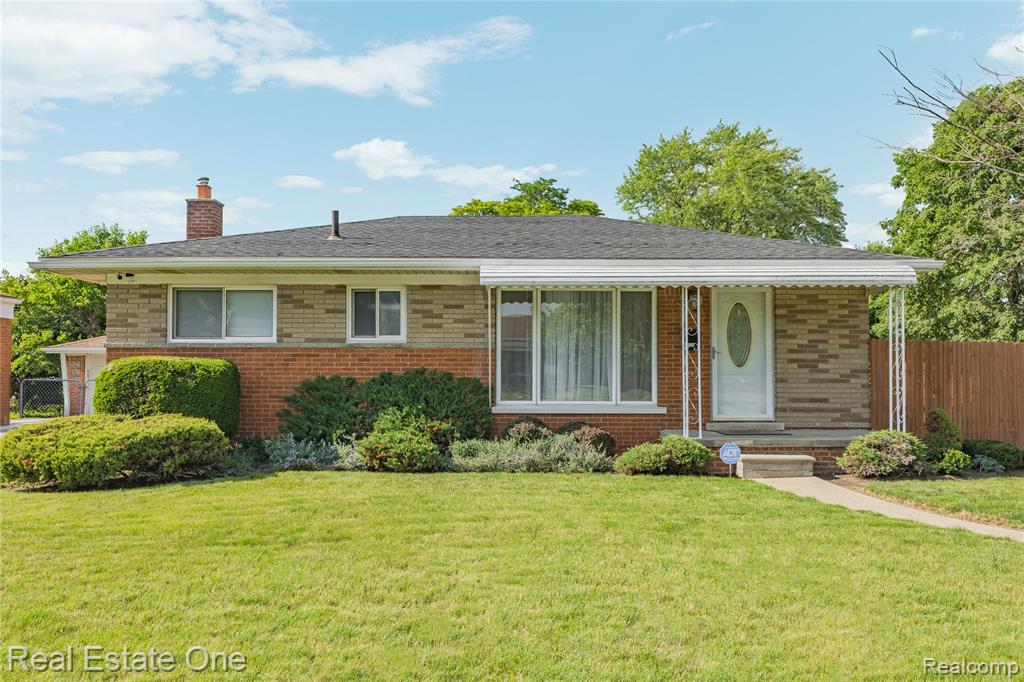 main property photo 46