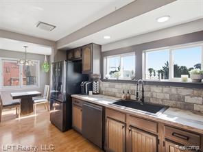 property viewer photo 50