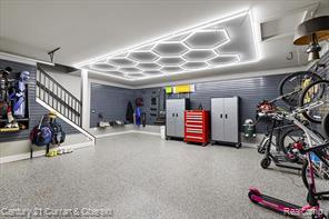 main property photo 80