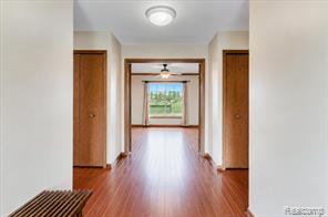 property viewer photo 3