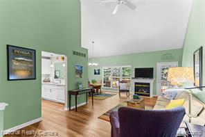 main property photo 6