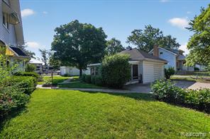 main property photo 33