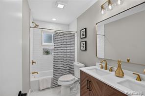 property viewer photo 15