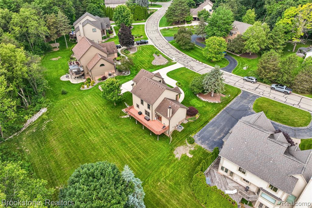 main property photo 50