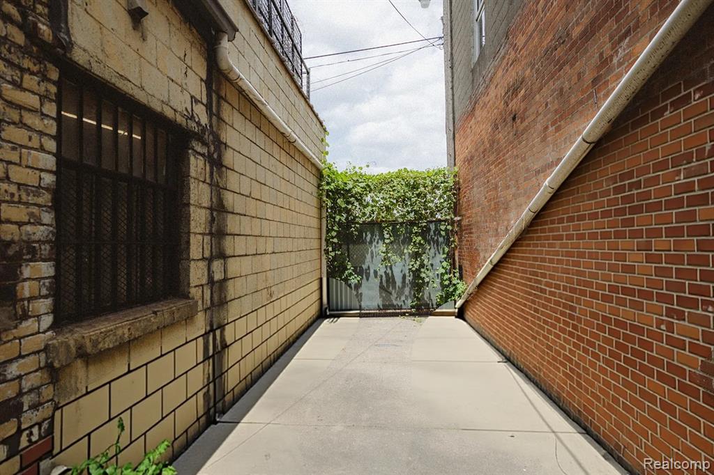 main property photo 56