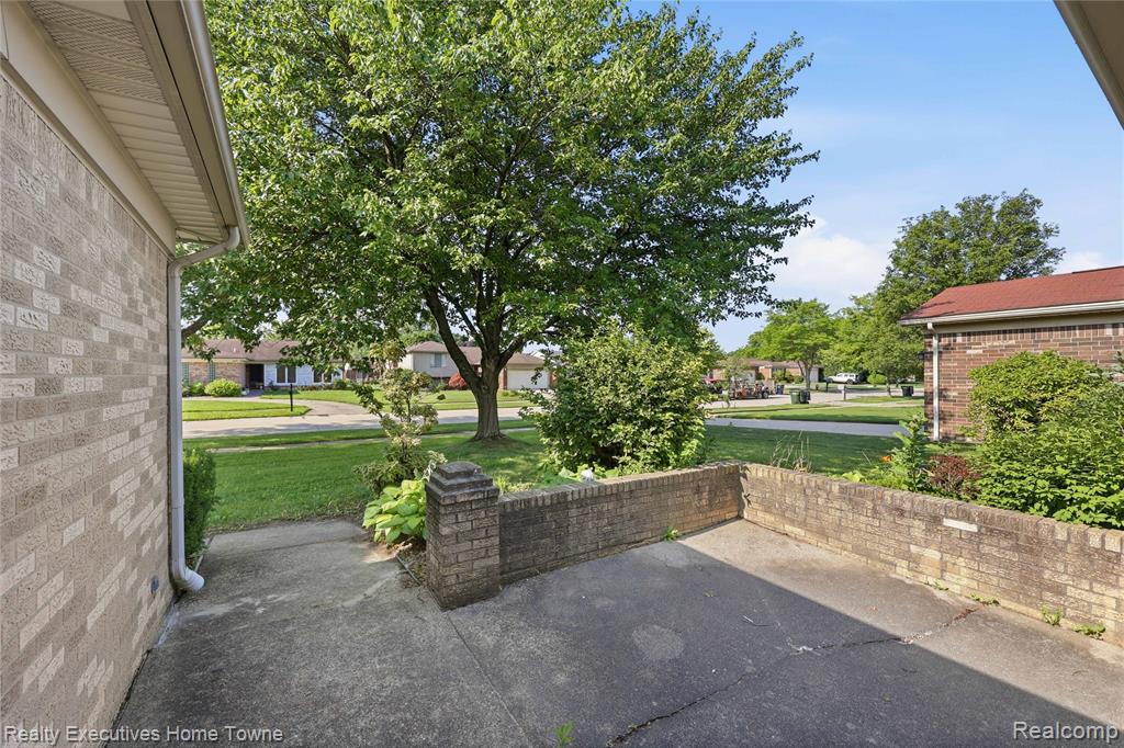 main property photo 42