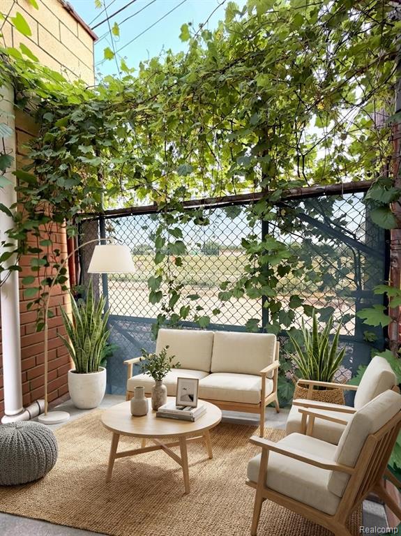 main property photo 50