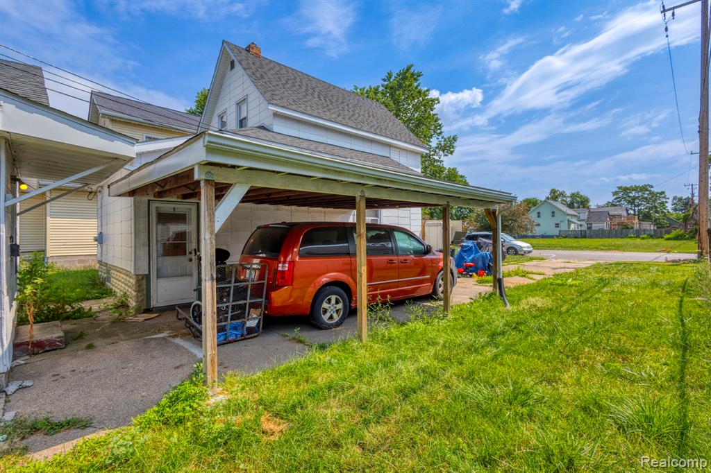 main property photo 20