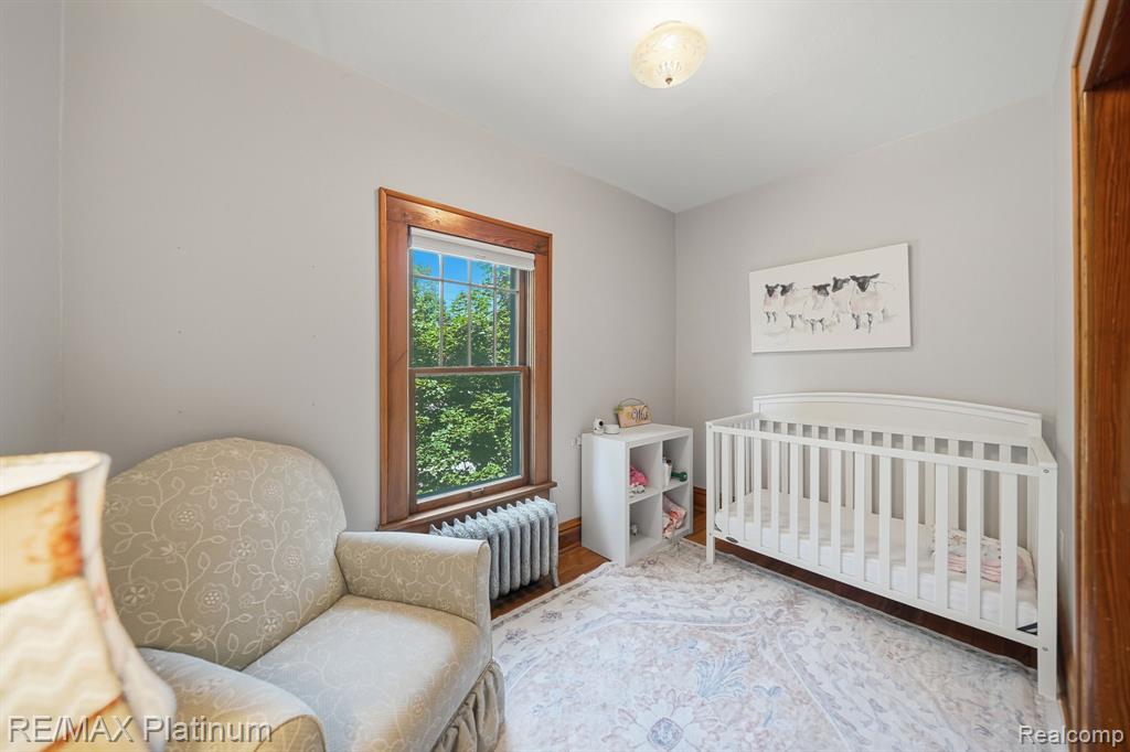 property viewer photo 16