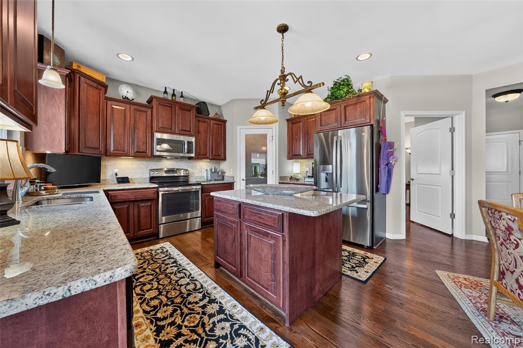 property viewer photo 17