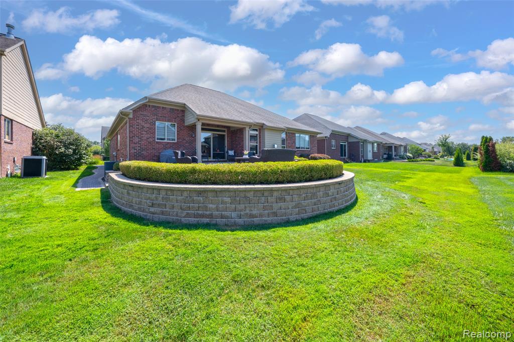 property viewer photo 48
