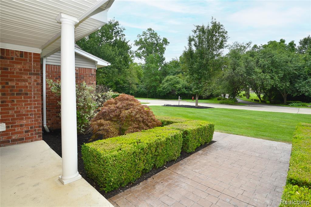main property photo 43