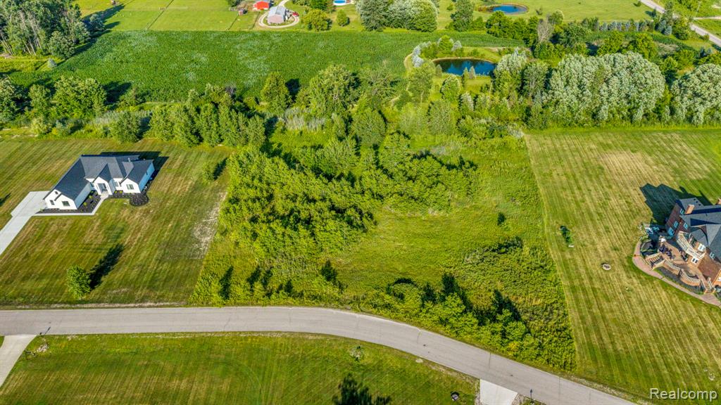 main property photo 3
