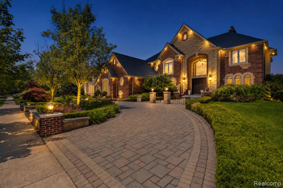 main property photo 98