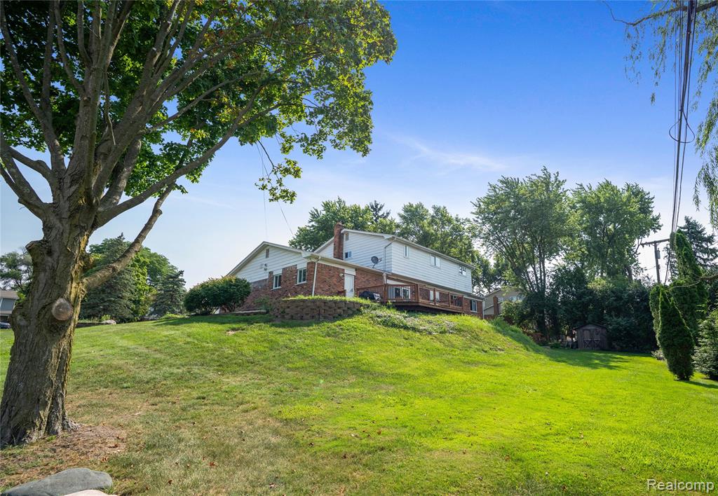 main property photo 42