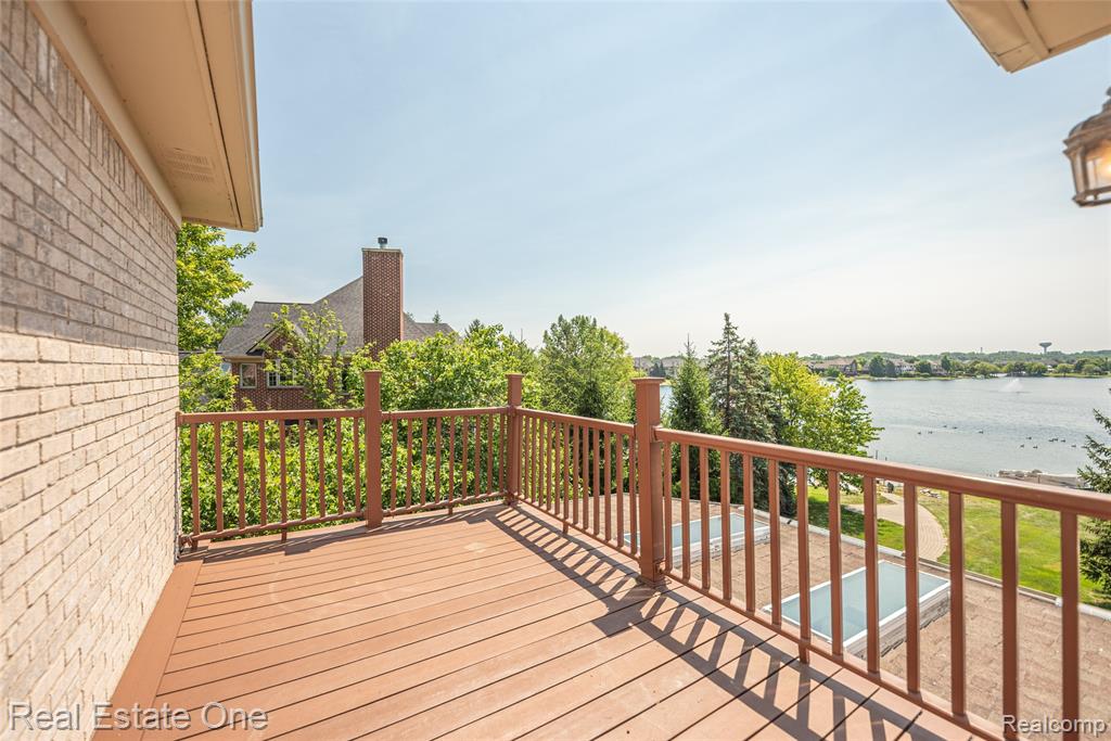 main property photo 69