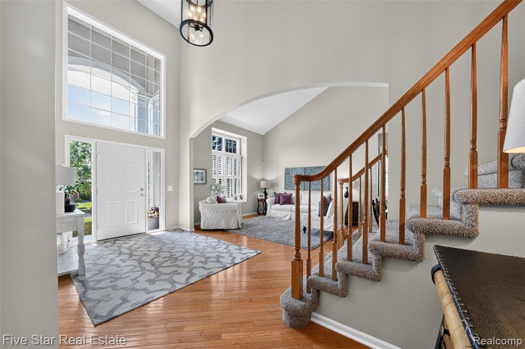 main property photo 11