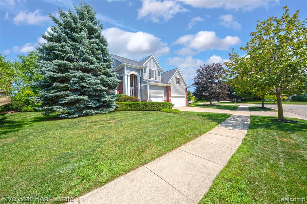main property photo 8