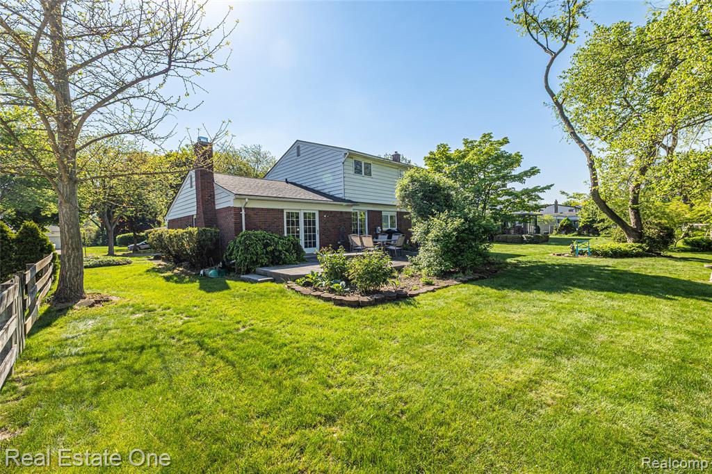 main property photo 26