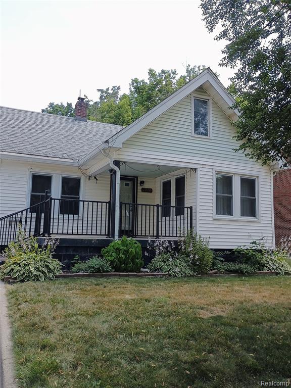 main property photo 35