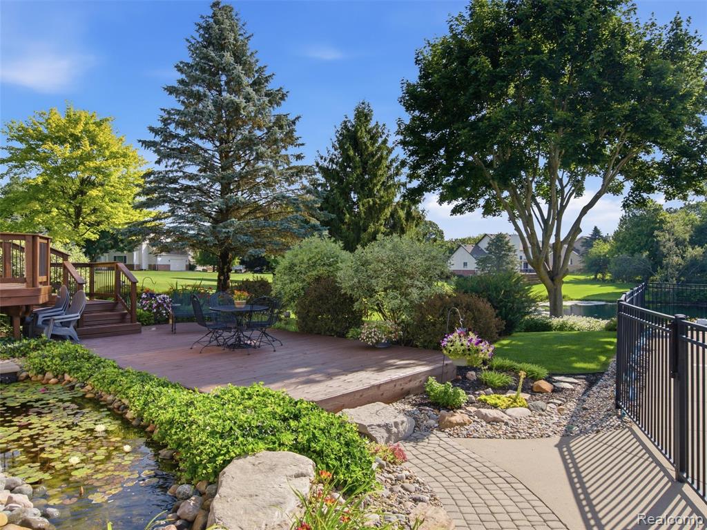 main property photo 43