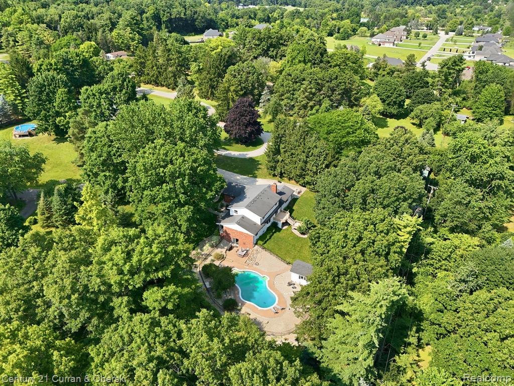 main property photo 59