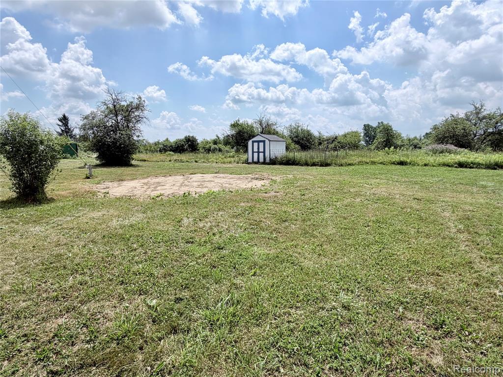 main property photo 19