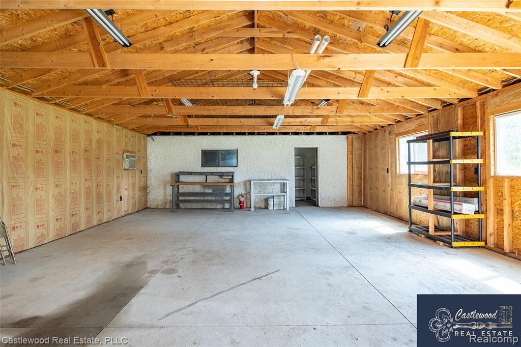 main property photo 70