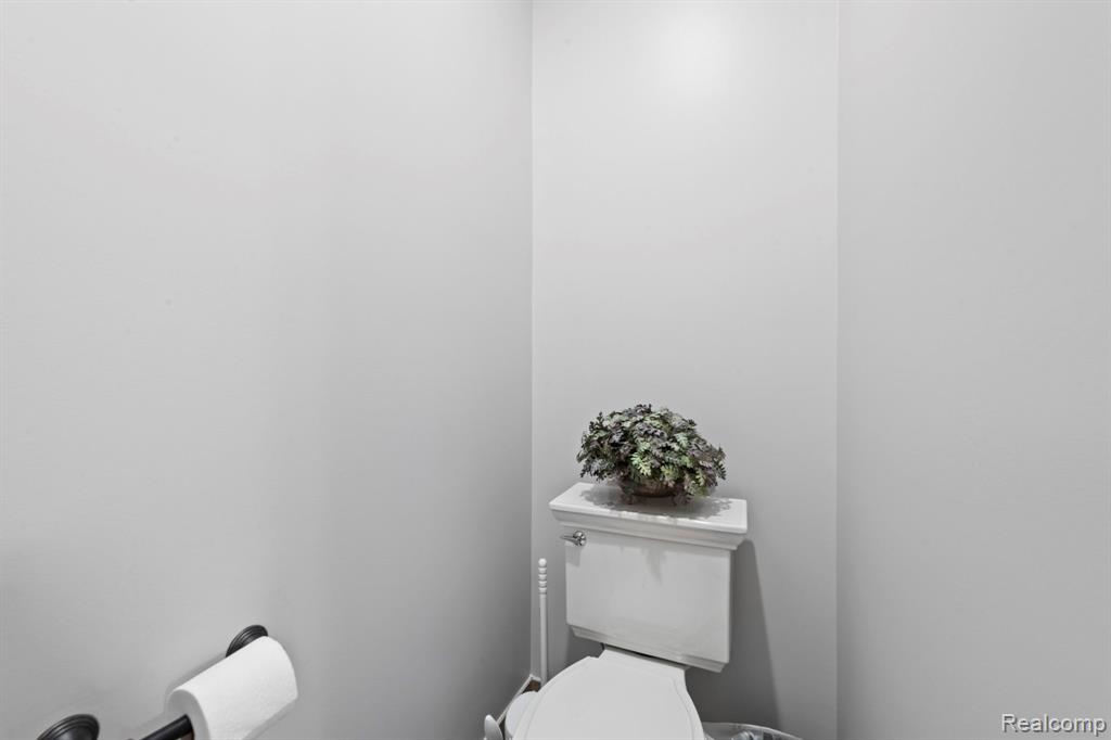 main property photo 58