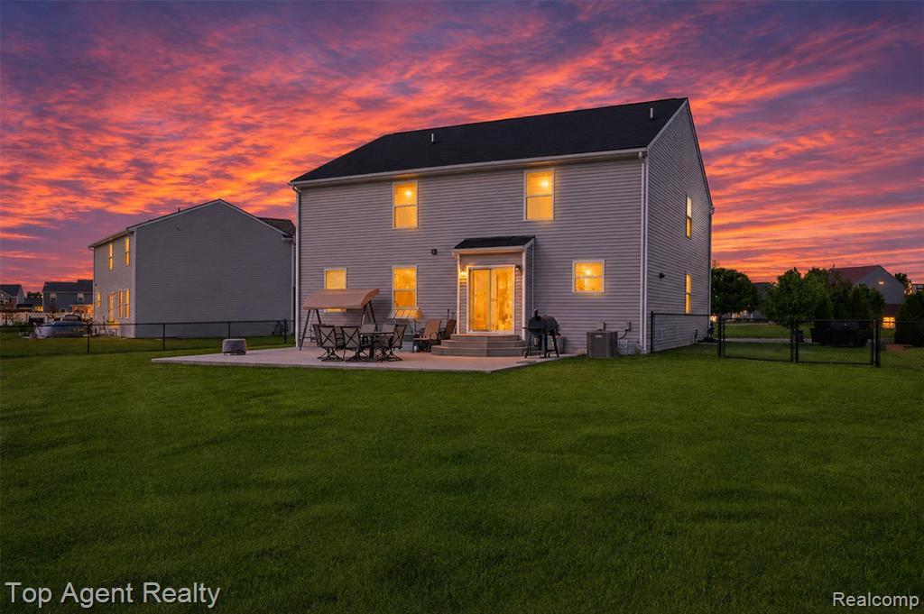 main property photo 29