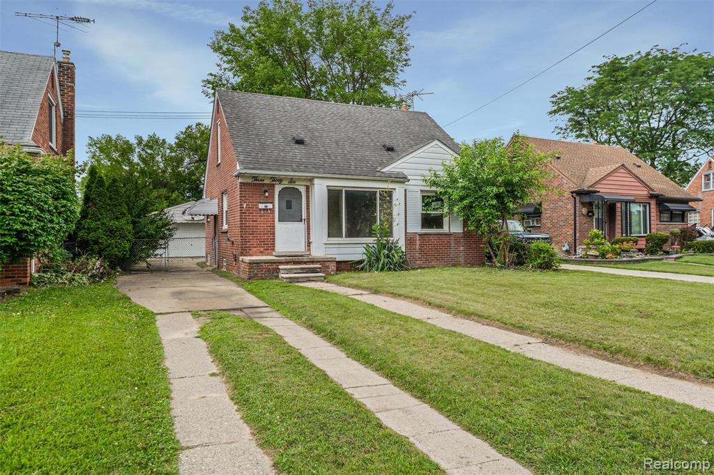 main property photo 2