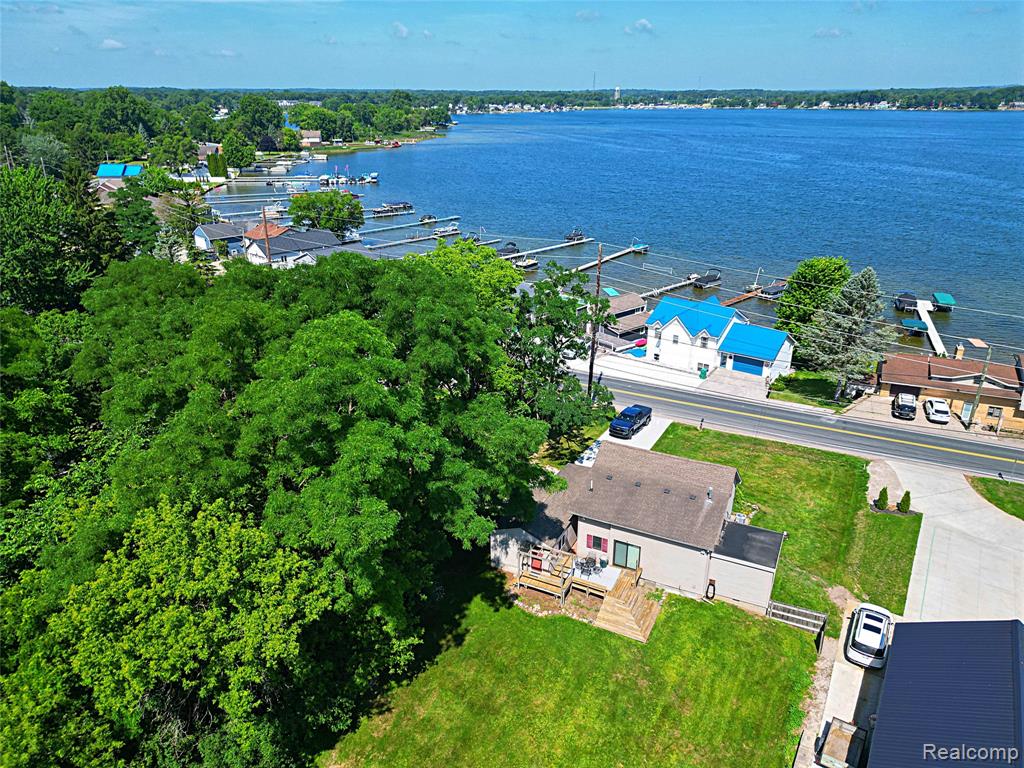 main property photo 49