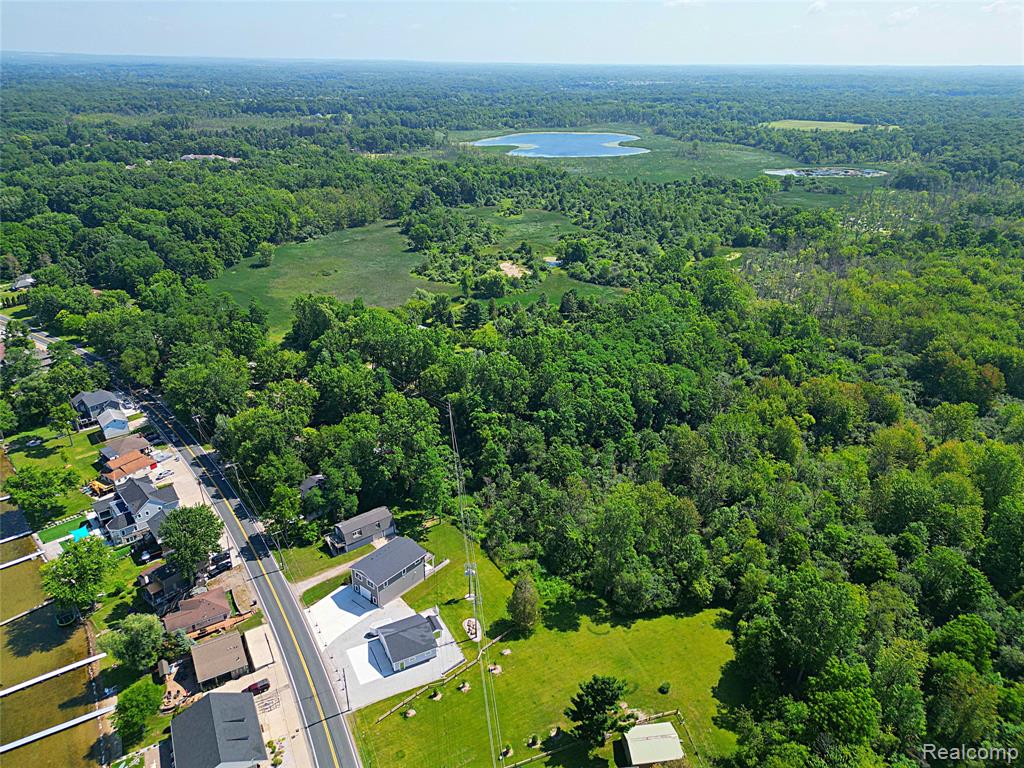 main property photo 66