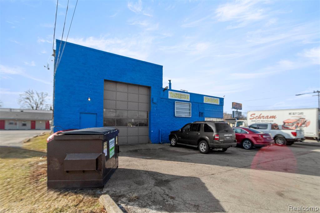 main property photo 5