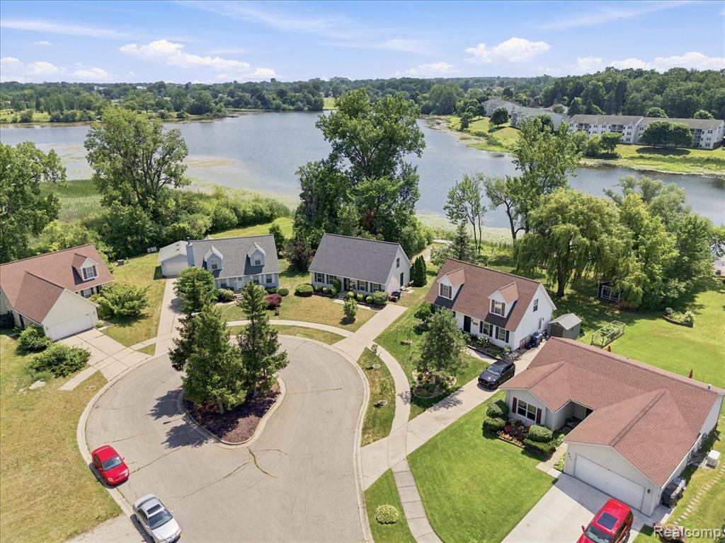 main property photo 43