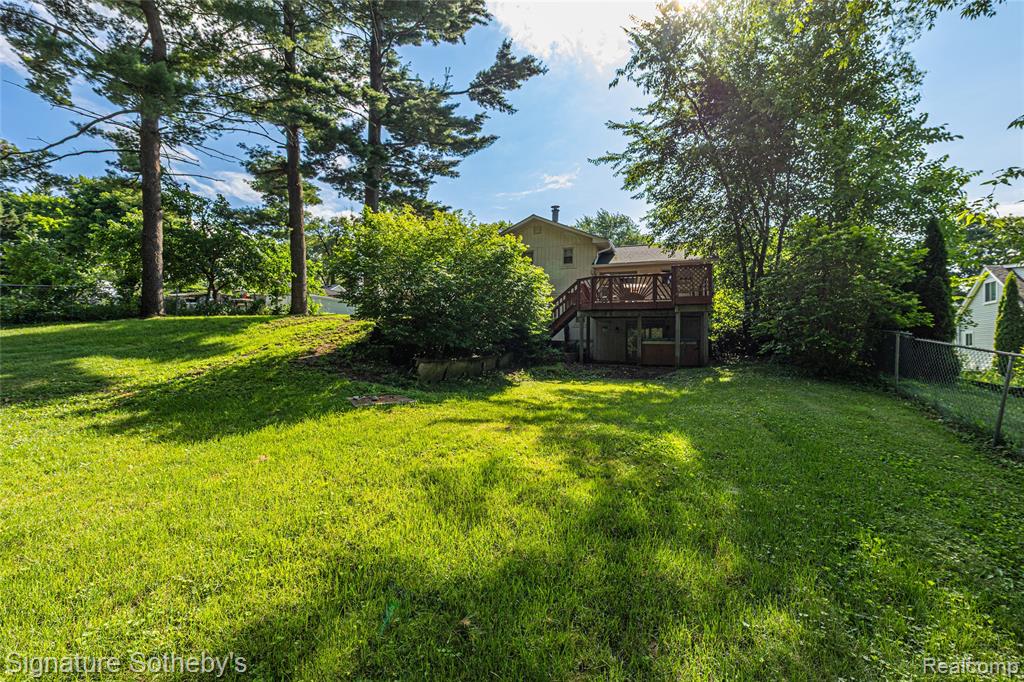 main property photo 27