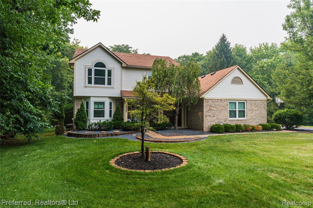 main property photo 68