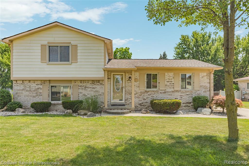 main property photo 57