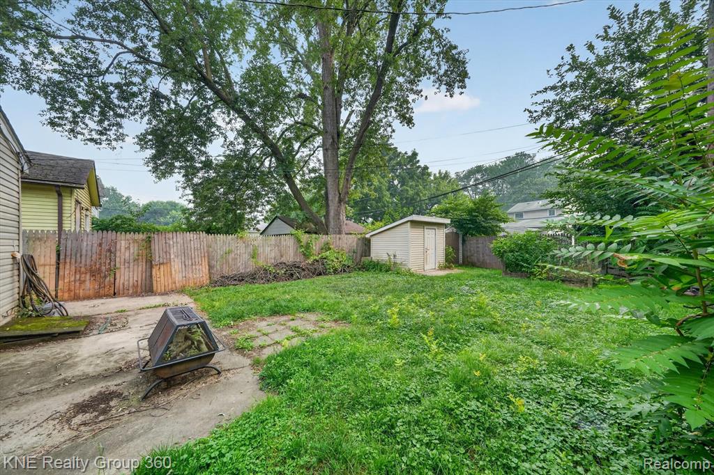 main property photo 15