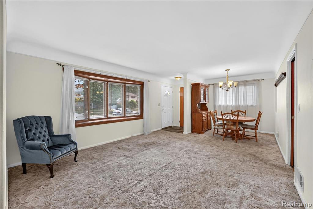 property viewer photo 5