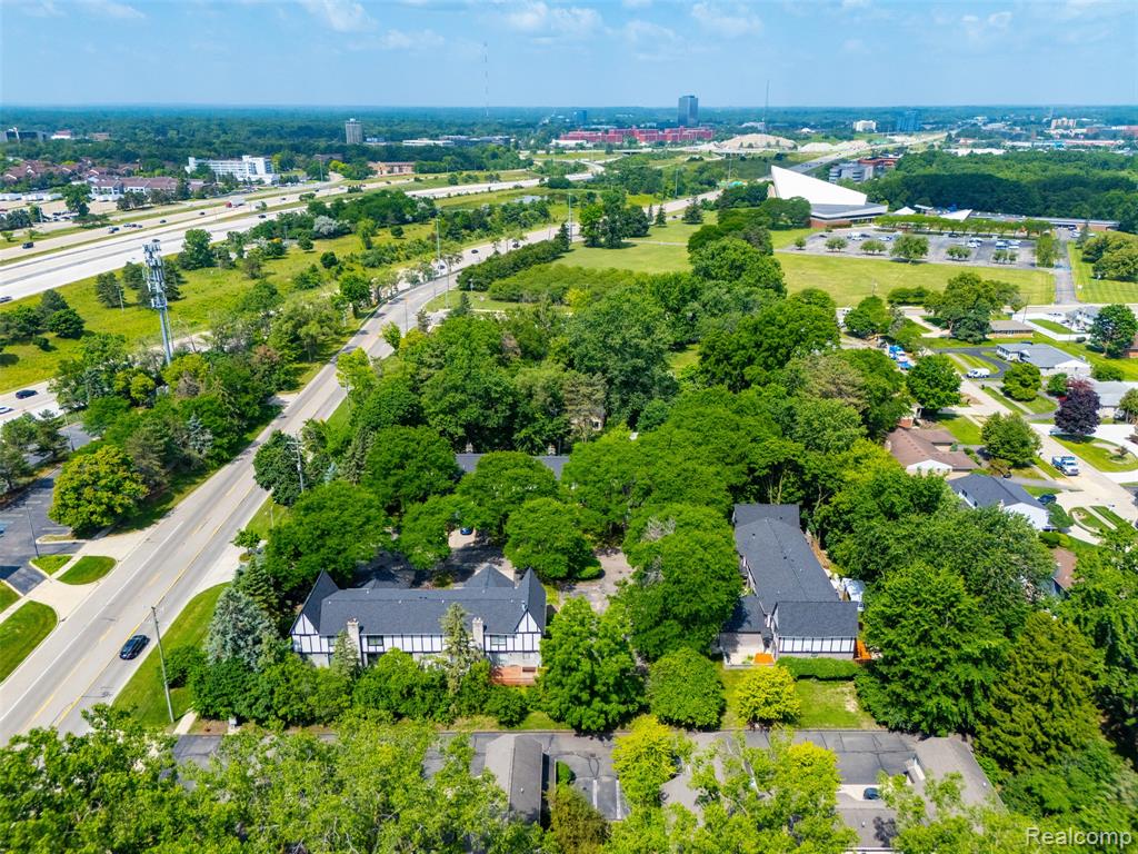 main property photo 73