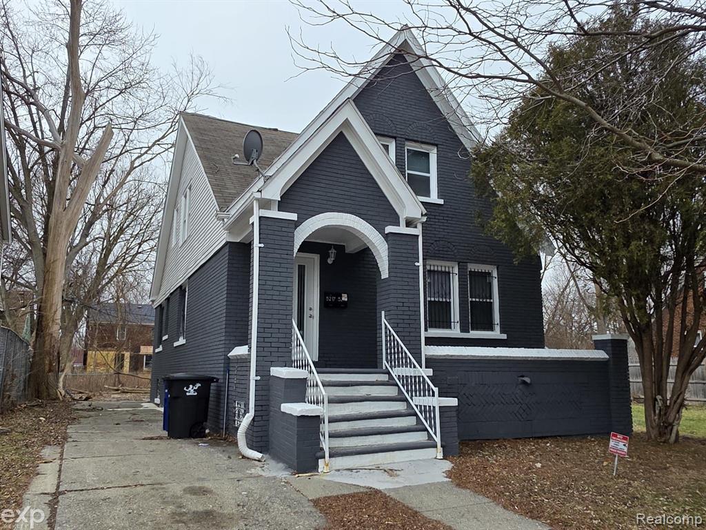 property viewer photo 2