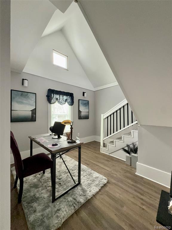 main property photo 13