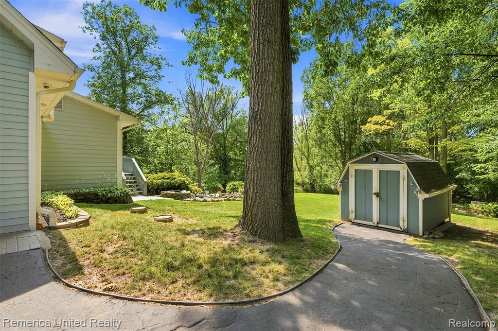 main property photo 57