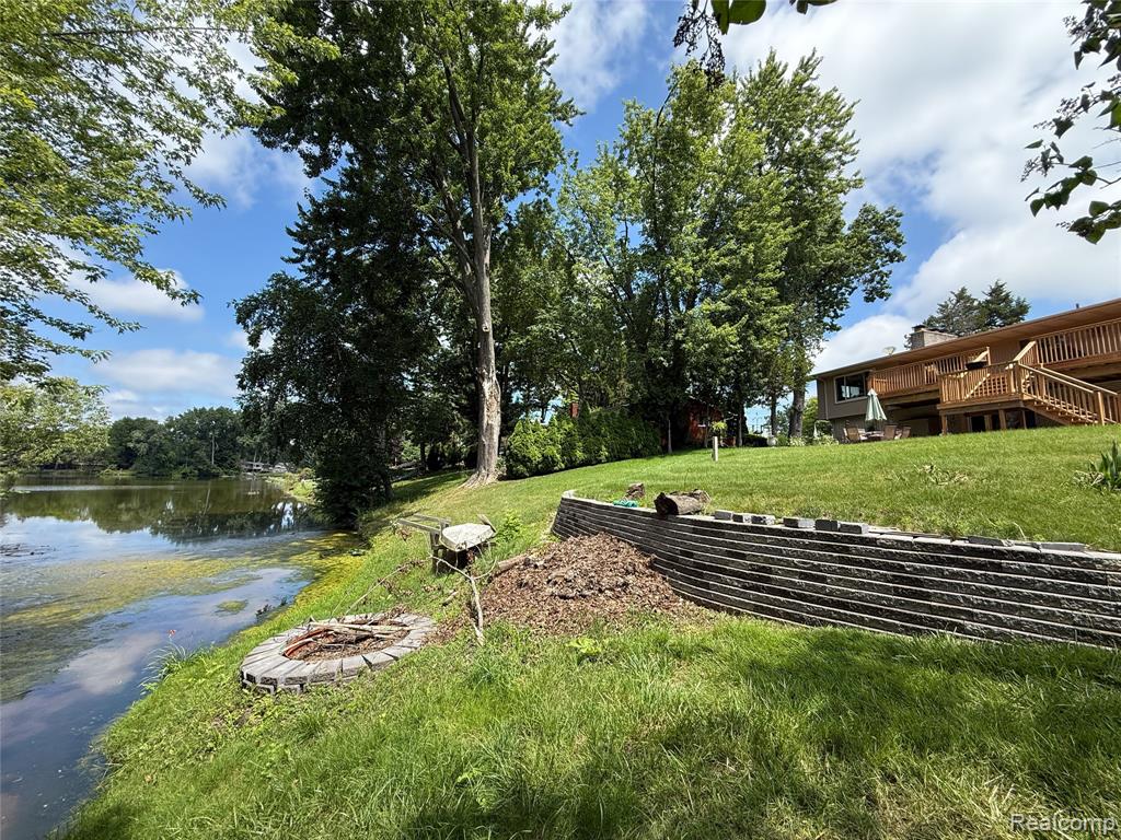 main property photo 41