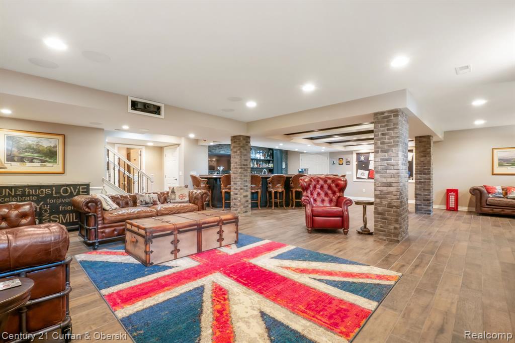 main property photo 56